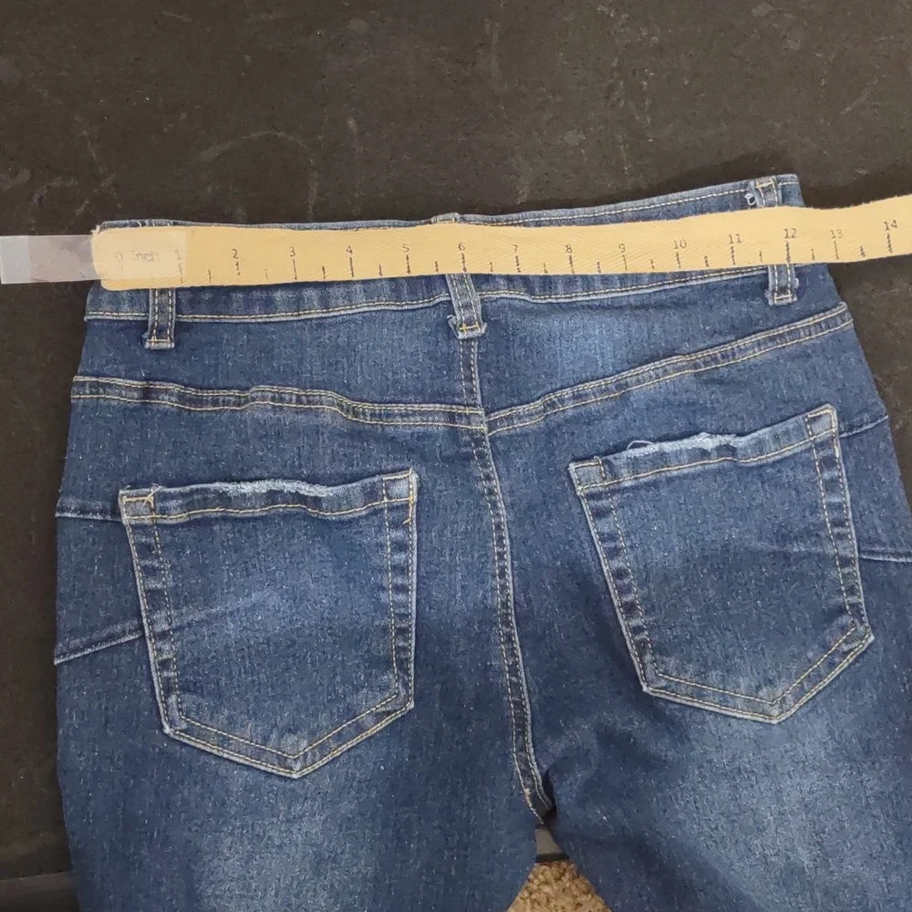 USED BLUE SAVVY DISTRESSED JEANS FRAY ON POCKETS SIZE 5/27 BLUE INSEAM 25INCH - Picture 9 of 14